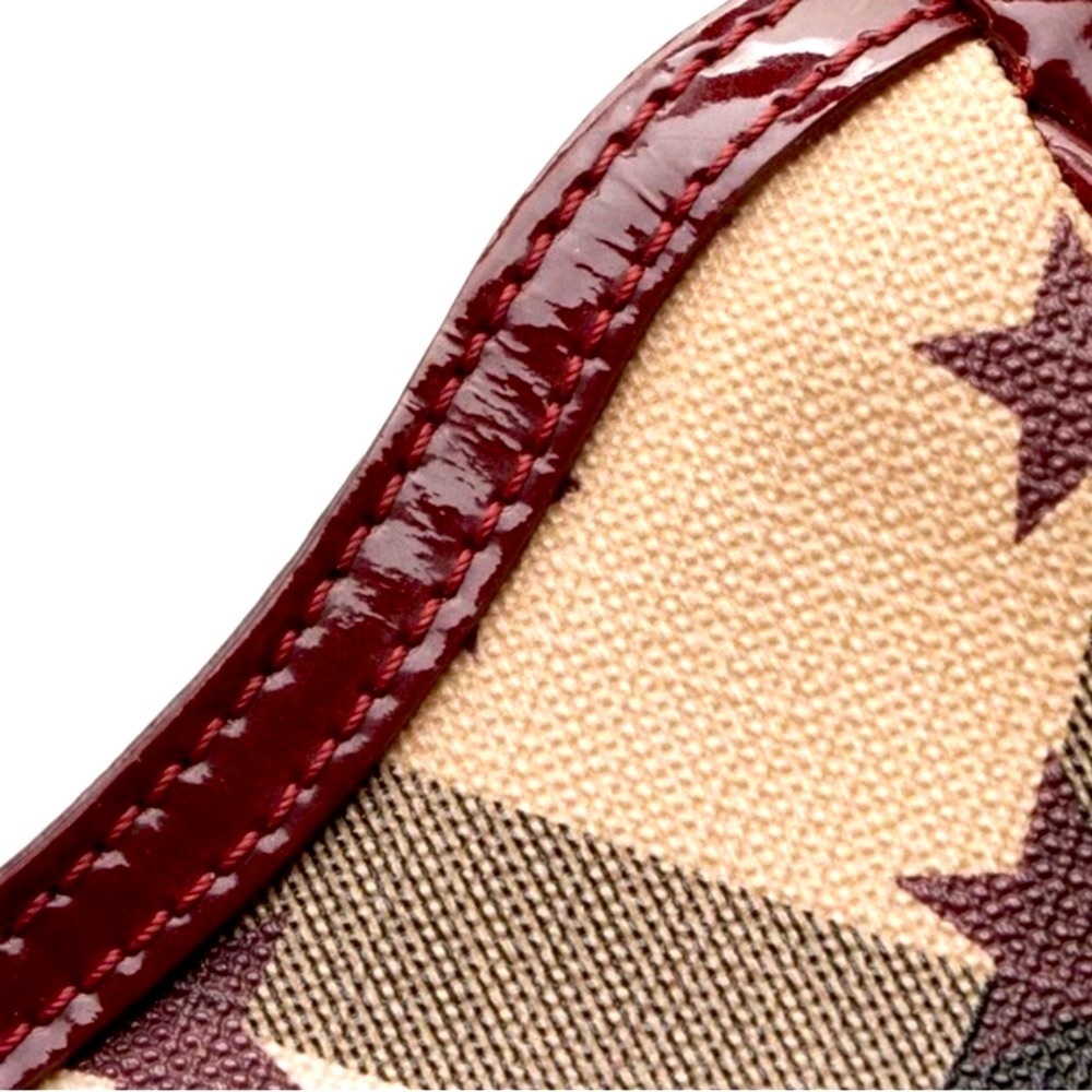 BURBERRY Maroon & Tan Star Print Canvas & Patent Leather Handbag, EUC - Picture 8 of 16